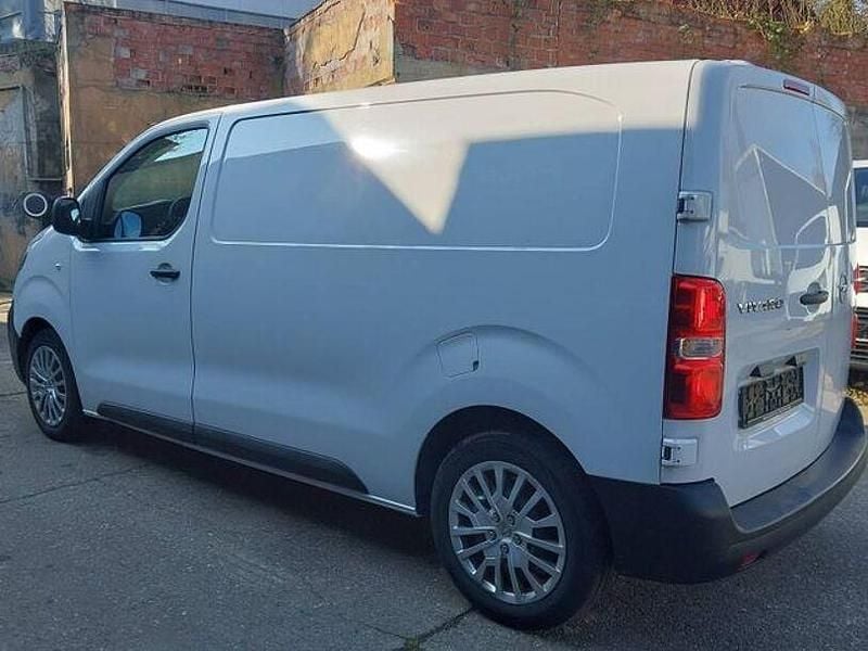 Gebraucht Opel Vivaro Edition 120 PS (88 kW) 2023 Casabl/arctic/eisweiss/kaolin Van / Kleinbus