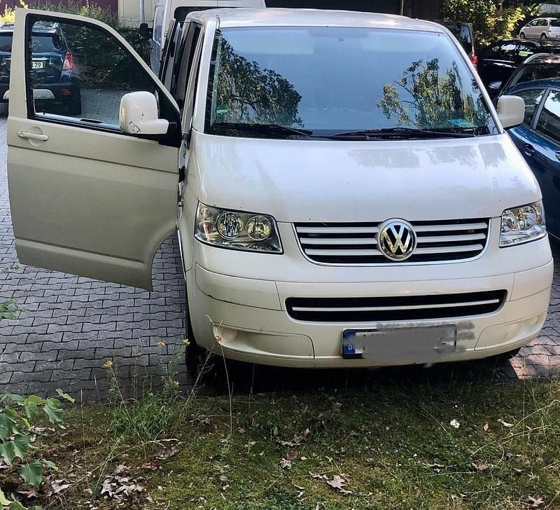 Weiß Gebraucht 2007 VW T5 Van | 6.500 € (Guter Preis) - Bild 1/4