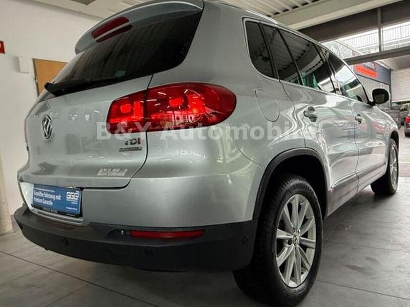 Gebraucht VW Tiguan Sportline 110 PS (80 kW) 2012 Silber SUV