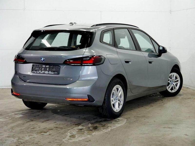 Gebraucht BMW 225 Active Tourer Performance 245 PS (180 kW) 2023 Grau Van / Kleinbus