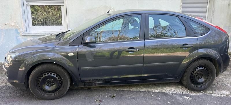 Second-hand Ford Focus 145 CP (106 kW) 2006 Gri Coupe