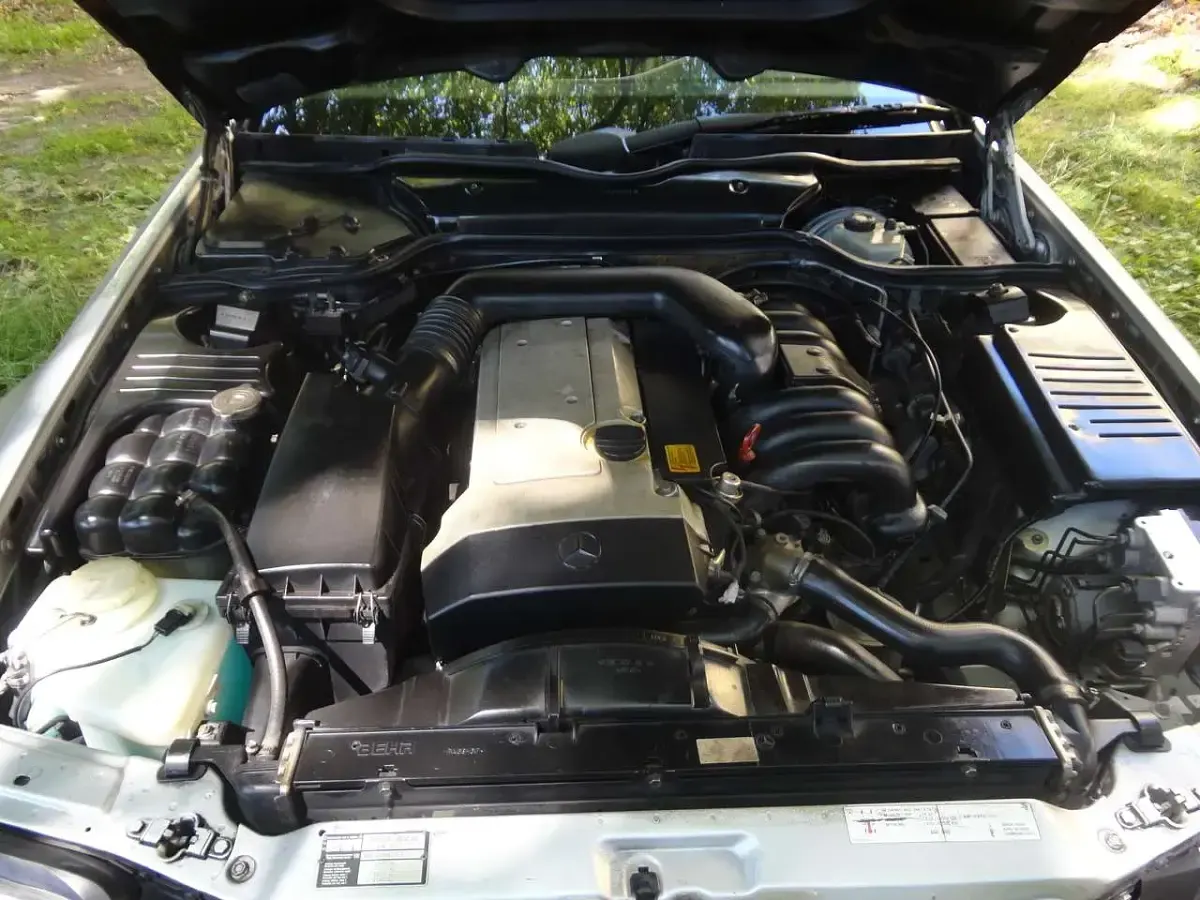 Second-hand Mercedes SL320 231 CP (169 kW) 1994 Argintiu Cabrio