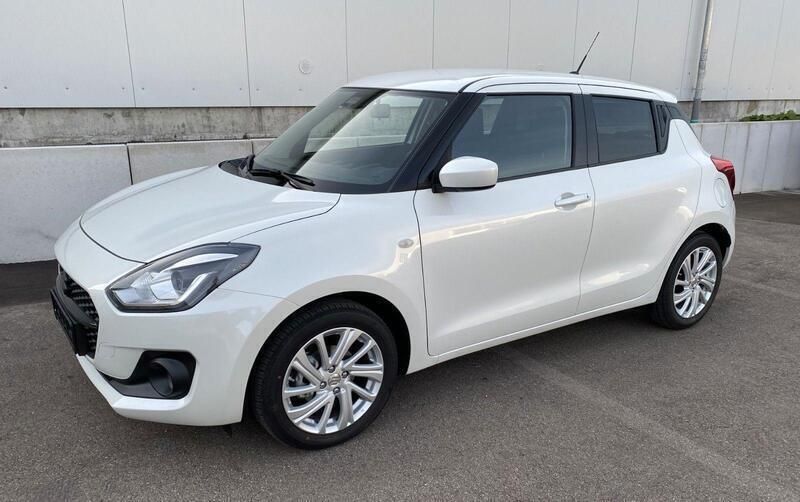 Weiß Gebraucht 2024 Suzuki Swift Comfort Kleinwagen | 15.750 € (Guter Preis) - Bild 1/4