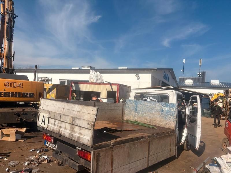 Second-hand Mercedes Sprinter 109 CP (80 kW) 2000 Alb