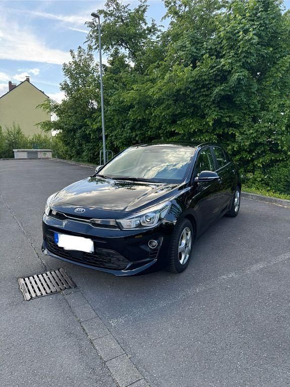 Gebraucht Kia Rio Vision 84 PS (61 kW) 2021 Schwarz Limousine