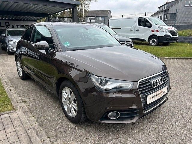 Gebraucht Audi A1 Ambition 86 PS (63 kW) 2011 Braun Kleinwagen