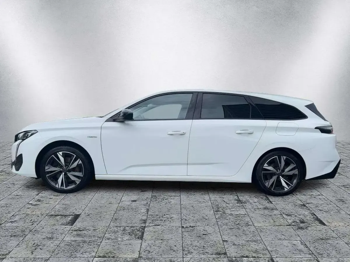 Gebraucht Peugeot 308 Allure 181 PS (133 kW) 2022 Schnee weiss Kombi