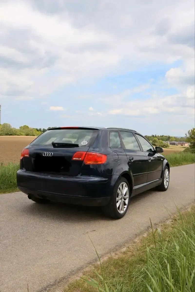 Gebraucht Audi A3 102 PS (75 kW) 2007 Blau Kleinwagen