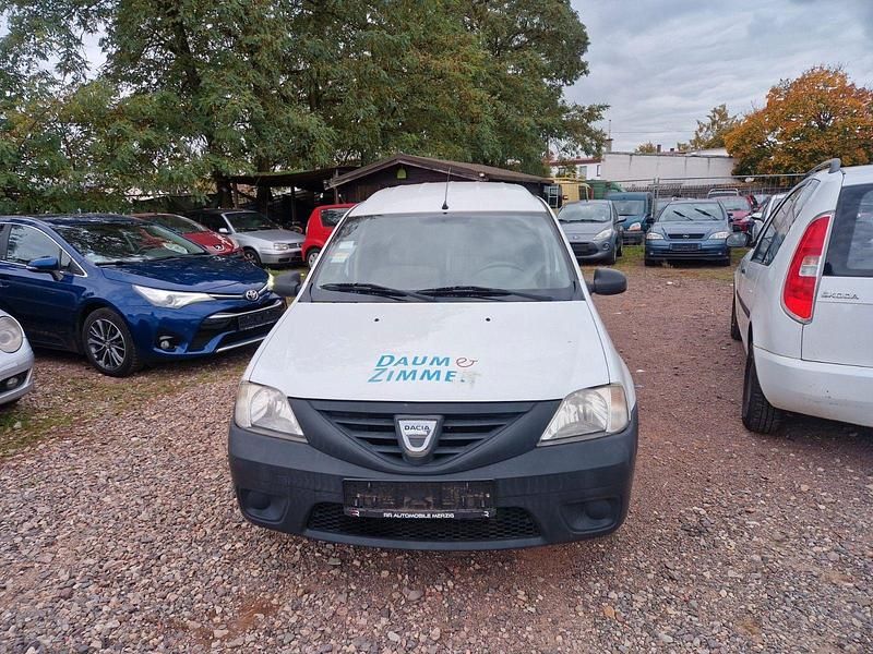 Weiß Gebraucht 2012 Dacia Logan Ambiance Kombi | 2.499 € (Guter Preis) - Bild 1/4