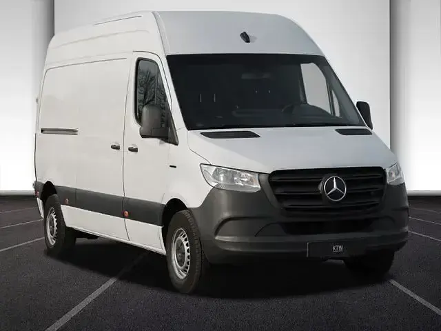 Gebraucht Mercedes E-Sprinter 2022 Weiss Van
