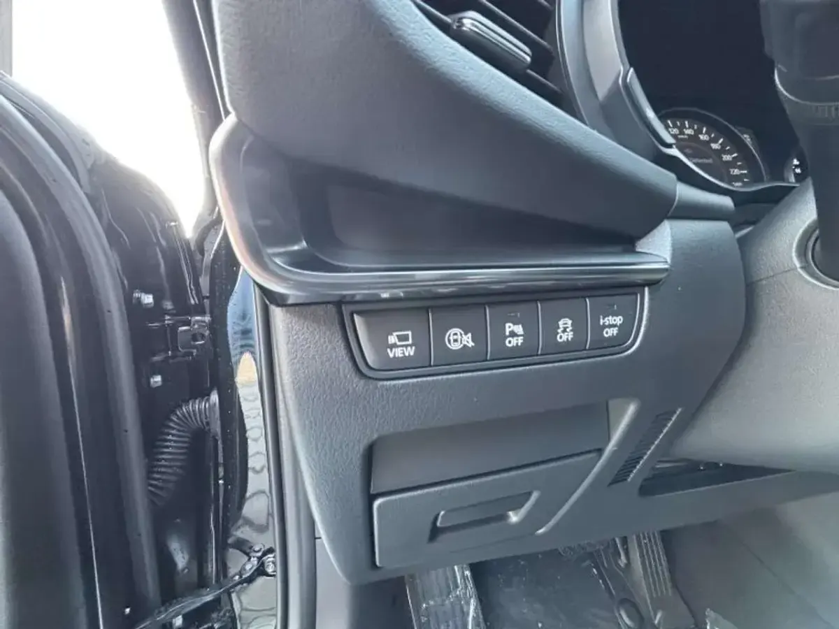 Neu Mazda 3 Exclusive-Line 140 PS (102 kW) 2026 Jet black Limousine