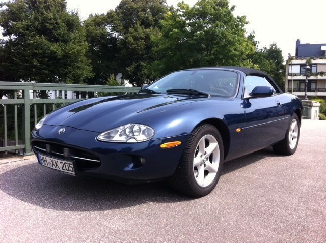 Gebraucht Jaguar XK8 284 PS (208 kW) 2000 Blau metallic Cabrio