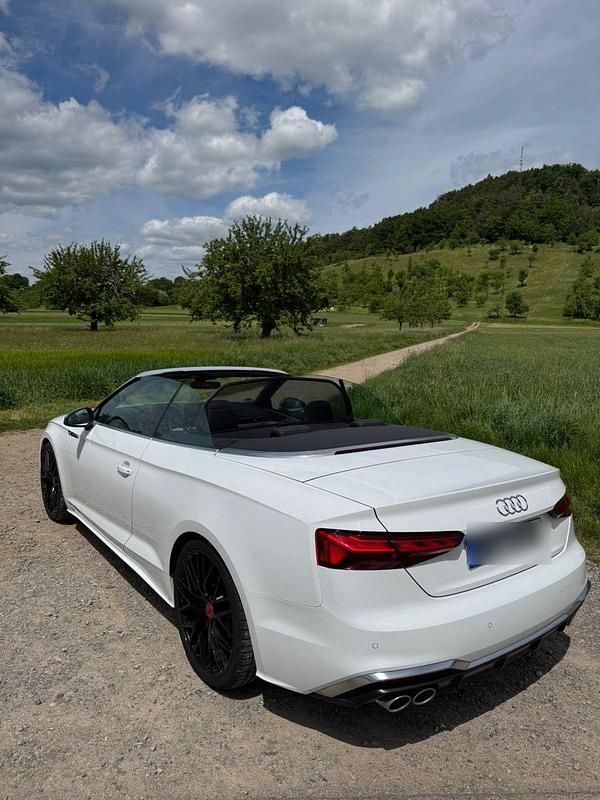 Weiß Gebraucht 2023 Audi S5 Cabriolet Ambiente Cabrio | 53.800 € (Superpreis) - Bild 1/4