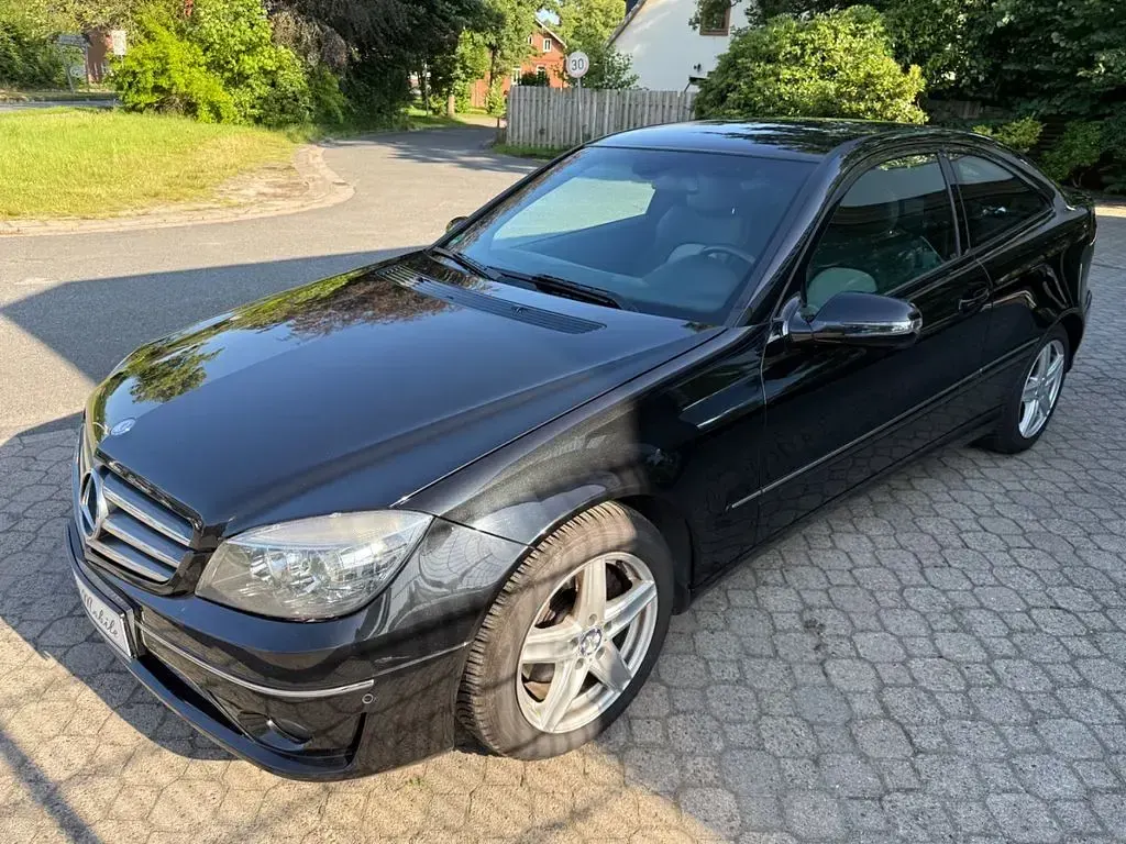 Gebraucht Mercedes CLC250 204 PS (150 kW) 2010 Schwarz Coupé