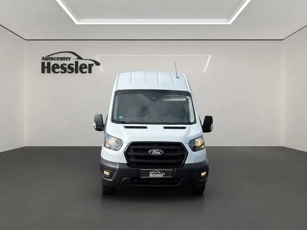 Gebraucht Ford Transit 131 PS (96 kW) 2024 Weiß Van