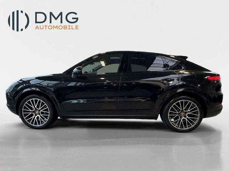 Tiefschwarzmetallic Gebraucht 2020 Porsche Cayenne E-Hybrid Coupe Coupé | 63.990 € (Guter Preis) - Bild 1/4