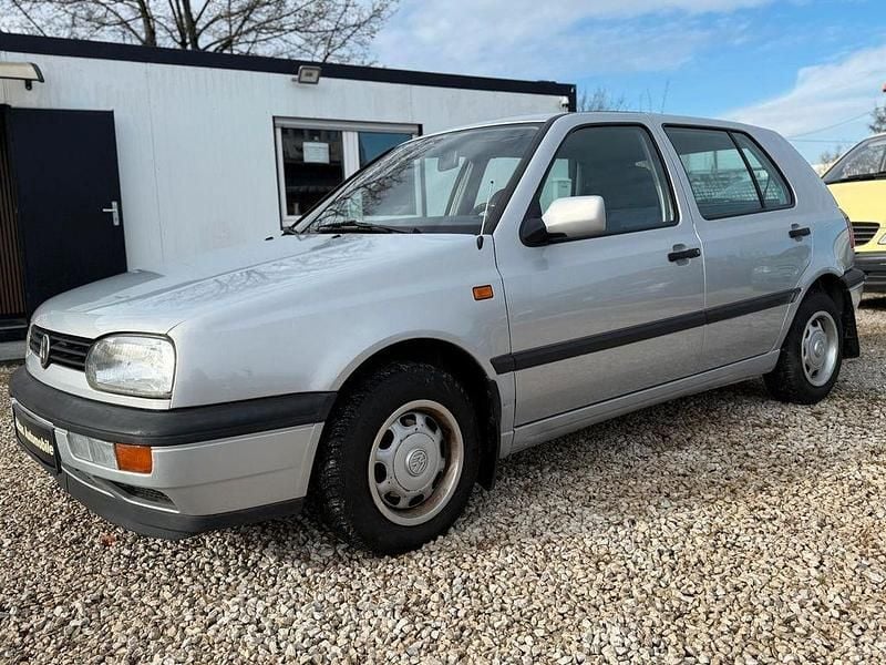 Gebraucht VW Golf III 75 PS (55 kW) 1992 Silber Kleinwagen