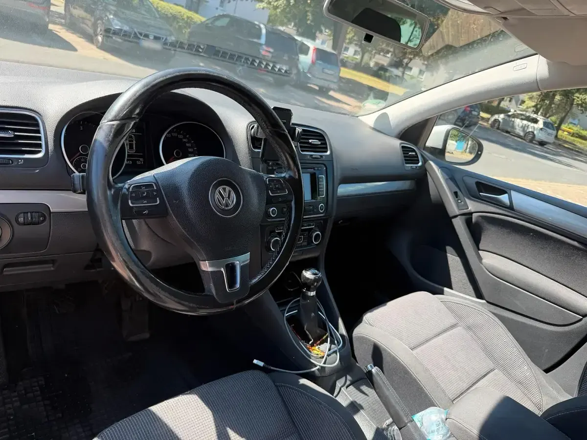 Gebraucht VW Golf VI 110 PS (80 kW) 2009 Weiß Kleinwagen