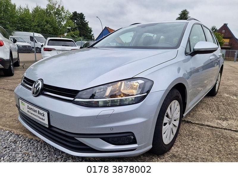 Silber Gebraucht 2019 VW Golf VII Trendline Kombi | 13.200 € (Fairer Preis) - Bild 1/4
