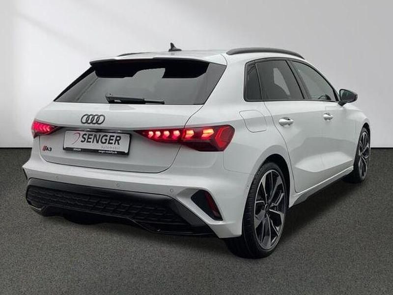 Gebraucht Audi A3 S-Line 150 PS (110 kW) 2025 Gletscherweiß Limousine