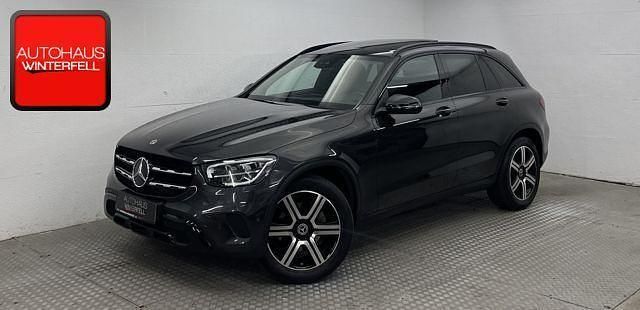 Grafitgrau Gebraucht 2022 Mercedes GLC200 Night SUV | 38.400 € (Fairer Preis) - Bild 1/4