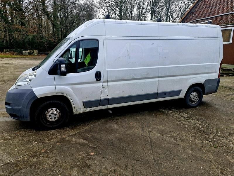 Gebraucht Peugeot Boxer 120 PS (88 kW) 2010 Weiß Van