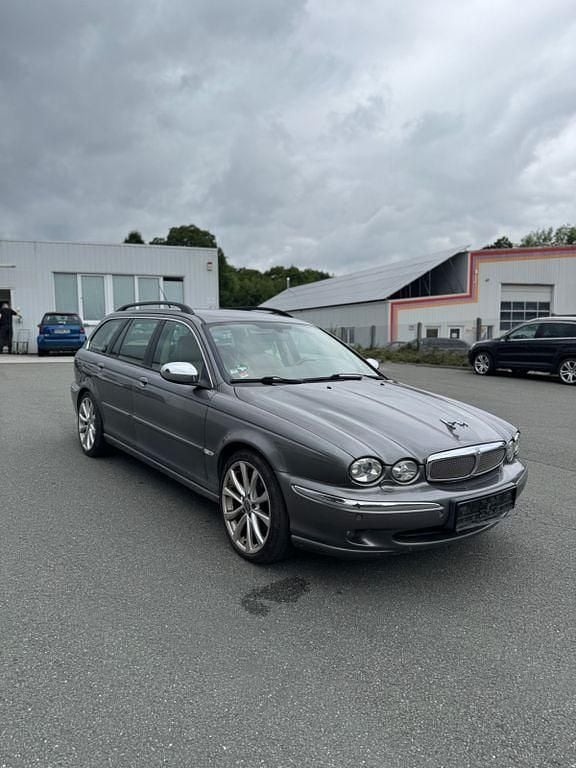 Grau Gebraucht 2007 Jaguar X-type Executive Kombi | 2.200 € (Guter Preis) - Bild 1/4