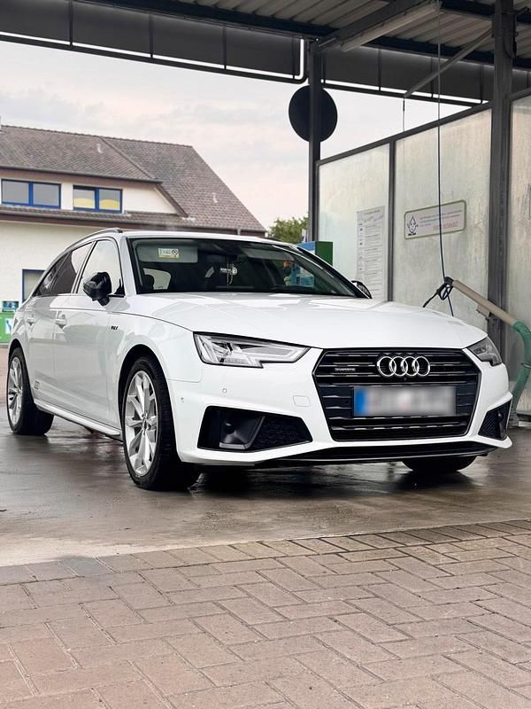 Gebraucht Audi A4 231 PS (169 kW) 2019 Weiß Kombi