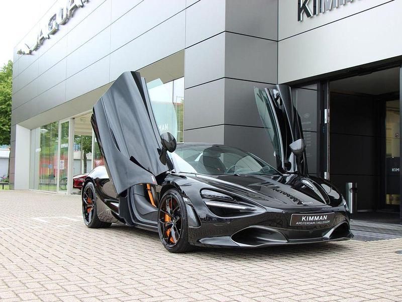 Gebraucht McLaren 720S 721 PS (530 kW) 2021 Schwarz Cabrio