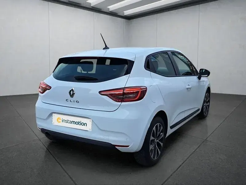 Gebraucht Renault Clio 90 PS (66 kW) 2023 Weiß Kleinwagen