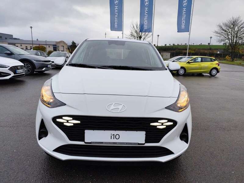 Neu Hyundai i10 Select 63 PS (46 kW) 2025 Weiß Kleinwagen