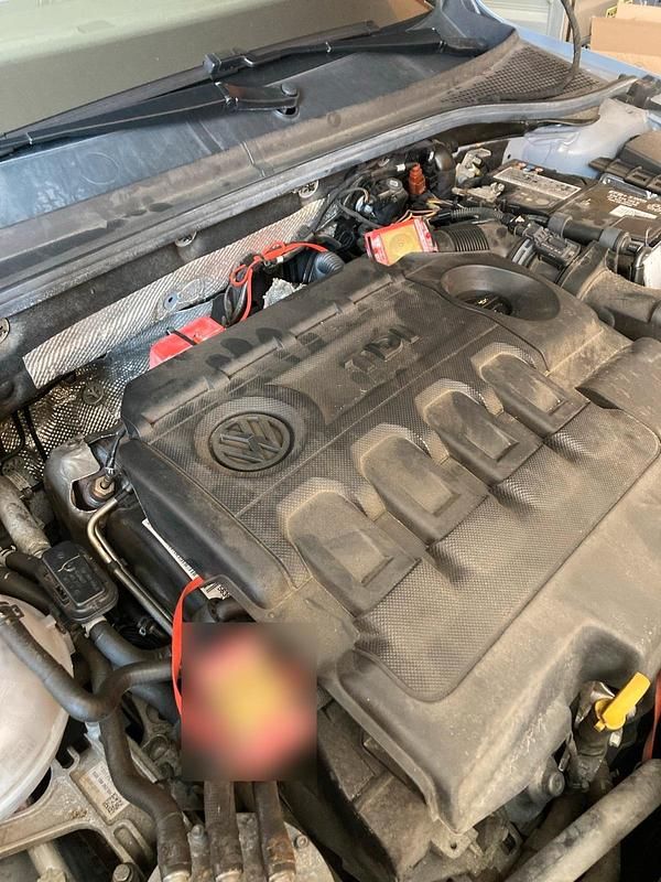 Gebraucht VW Passat 120 PS (88 kW) 2018 Silber Kombi