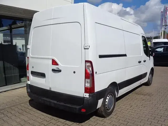 Gebraucht Renault Master 135 PS (99 kW) 2021 Weiß Van / Kleinbus