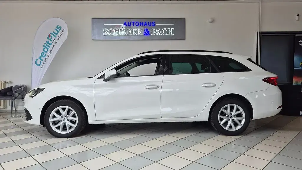 Gebraucht Seat Leon Style 150 PS (110 kW) 2024 Weiß Limousine