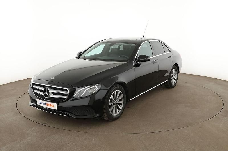 Käytetty Mercedes E200 Avantgarde 150 HP (110 kW) 2018 Sedan