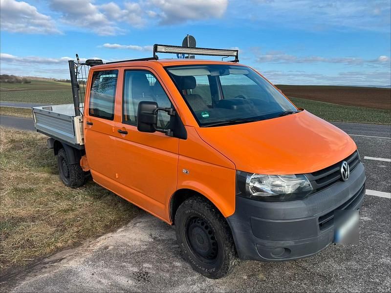 Gebraucht VW T5 R 140 PS (102 kW) 2013 Orange Van