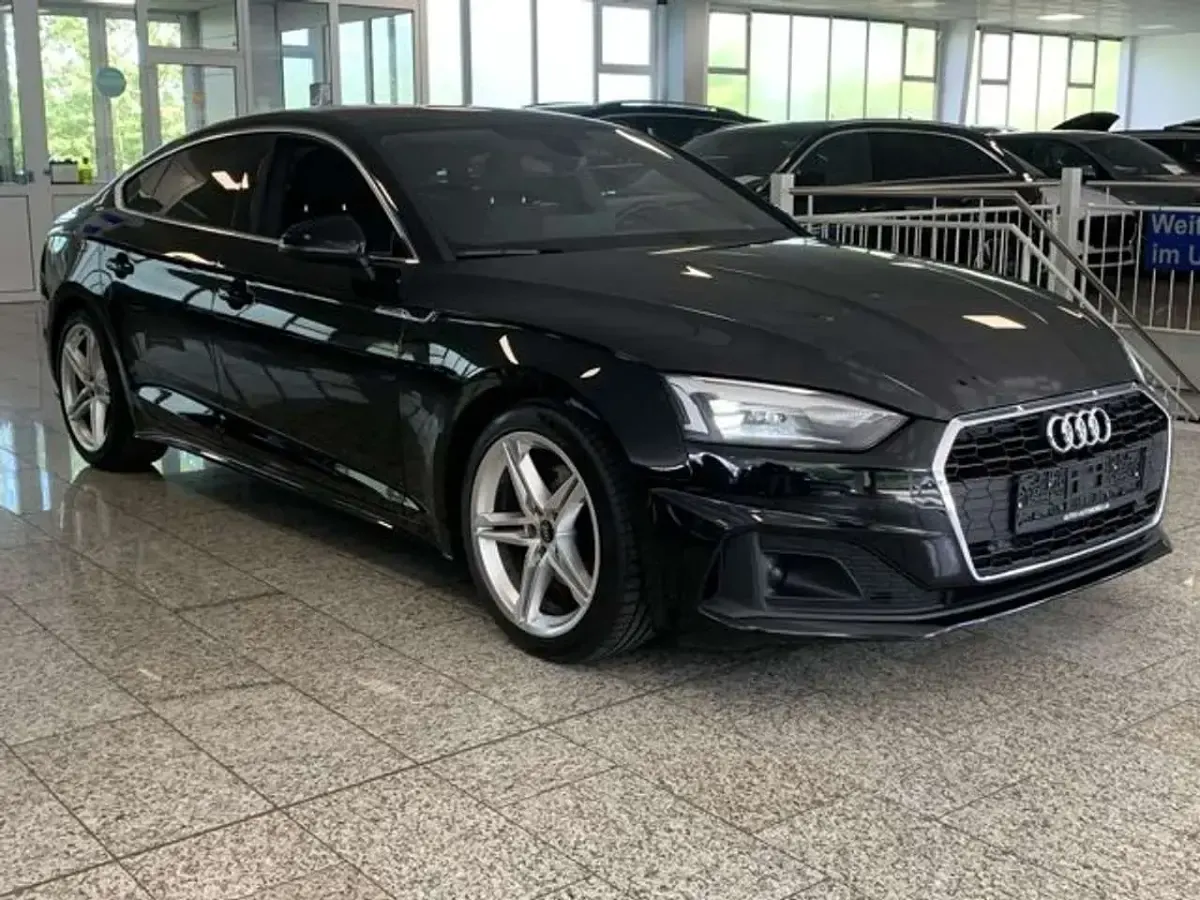 Używany Audi A5 Sportback 163 KM (119 kW) 2023 Czarny Hatchback