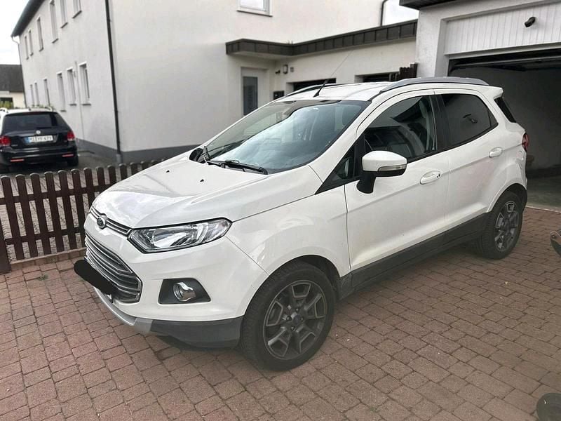 Weiß Gebraucht 2016 Ford Ecosport SUV | 9.700 € (Etwas zu teuer) - Bild 1/4