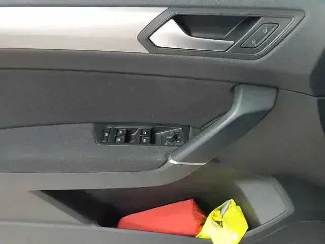 Gebraucht VW Touran Comfortline 2022 Andere Van / Kleinbus