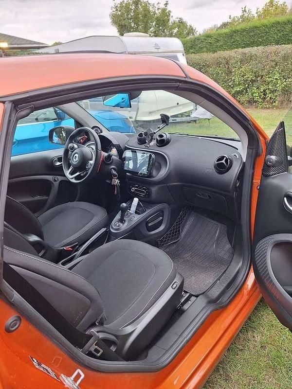 Orange Gebraucht 2018 Smart ForTwo Cabrio Brabus Cabrio | 14.500 € (Superpreis) - Bild 1/4