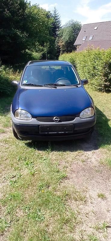 Blau Gebraucht 2000 Opel Corsa Kleinwagen | 400 € - Bild 1/4