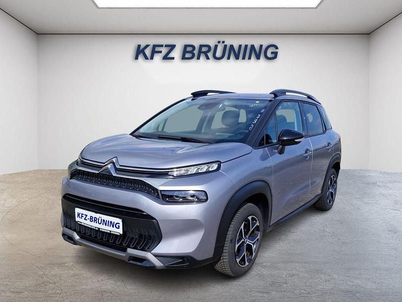 Artense grau metallic (metallic) Gebraucht 2024 Citroën C3 Aircross PureTech SUV | 16.980 € (Superpreis) - Bild 1/4