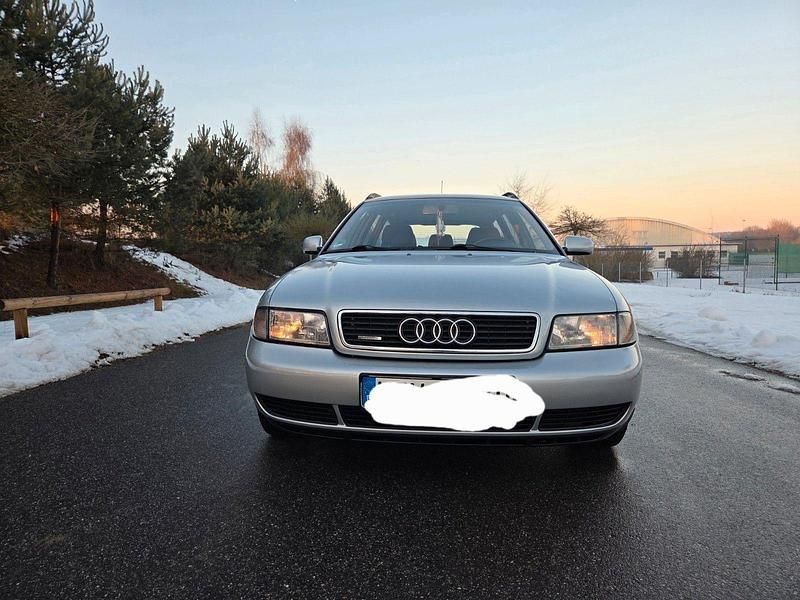 Gebraucht Audi A4 165 PS (121 kW) 1998 Silber Kombi