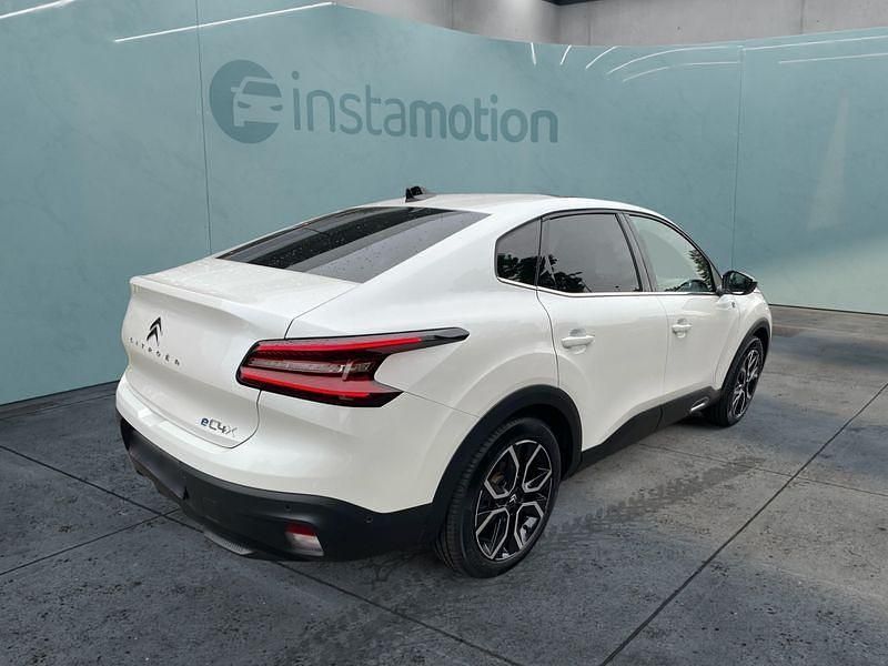 Gebraucht Citroën e-C4 Shine 100 kW (136 PS) 2023 Weiß Limousine