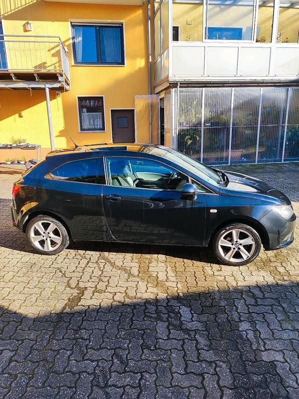 Gebraucht Seat Ibiza 85 PS (62 kW) 2012 Schwarz Kleinwagen