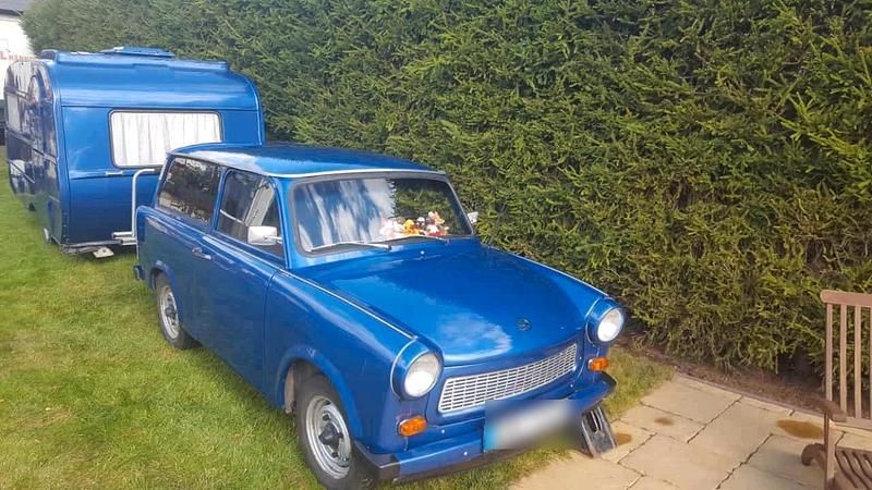 Blau Gebraucht 1989 Trabant 601 Kombi | 7.999 € - Bild 1/4