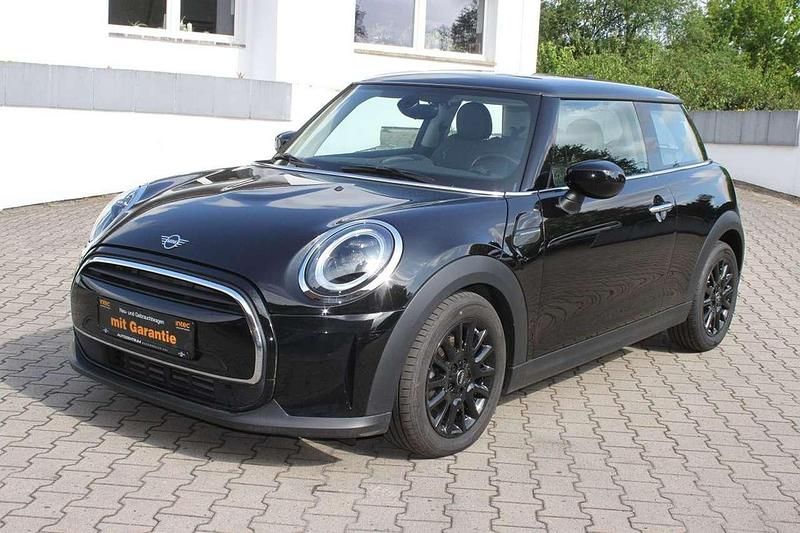 Schwarz Gebraucht 2022 Mini ONE Classic Kleinwagen | 16.950 € (Fairer Preis) - Bild 1/3