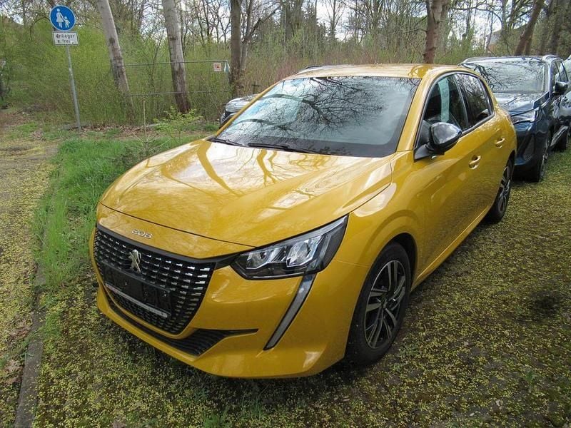 Gebraucht Peugeot 208 Allure 101 PS (74 kW) 2023 Gelb Kleinwagen