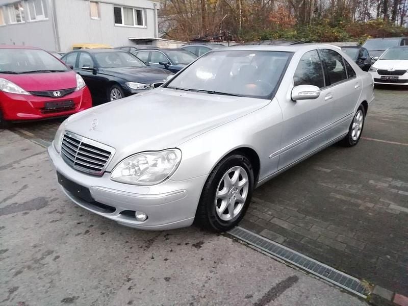 Silber Gebraucht 2003 Mercedes S320 Limousine | 9.790 € (Fairer Preis) - Bild 1/4