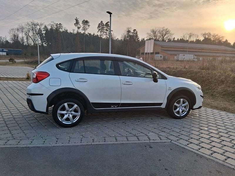 Gebraucht Subaru XV Active 150 PS (110 kW) 2012 Weiß SUV